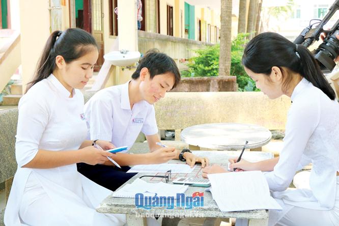 Đăng ký xét tuyển đại học, cao đẳng: Cân nhắc chọn nguyện vọng